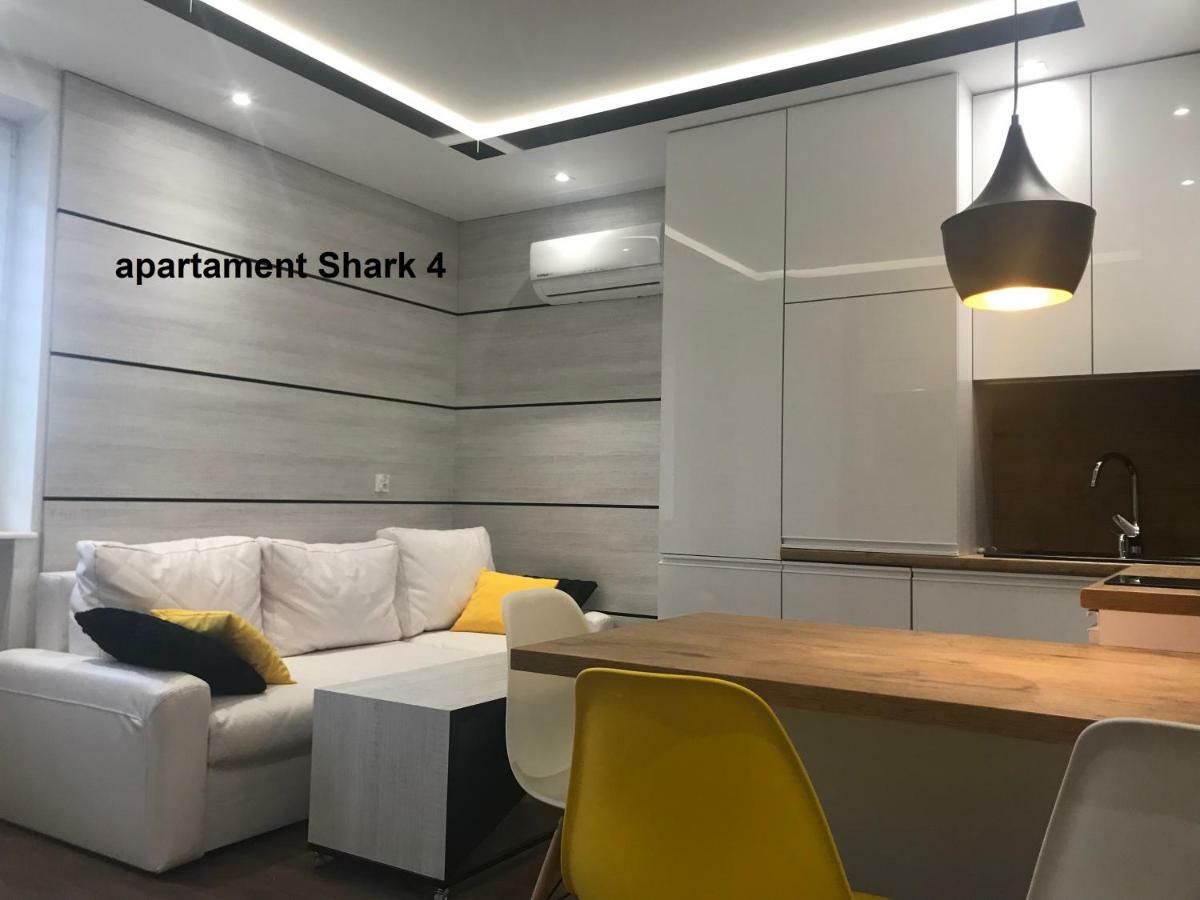 Shark Apartment *